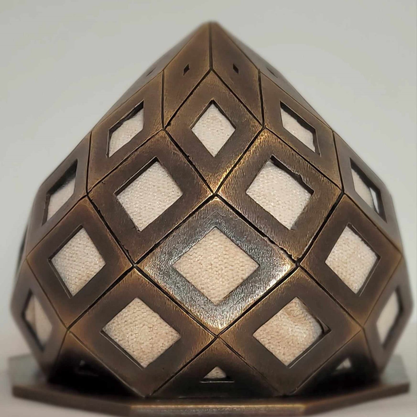 Bronze Urn | Prestige Collection